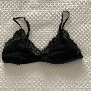 Talulah lace Bralette - Aritzia- size small